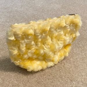 Shiseido Fuzzy Makeup Bag